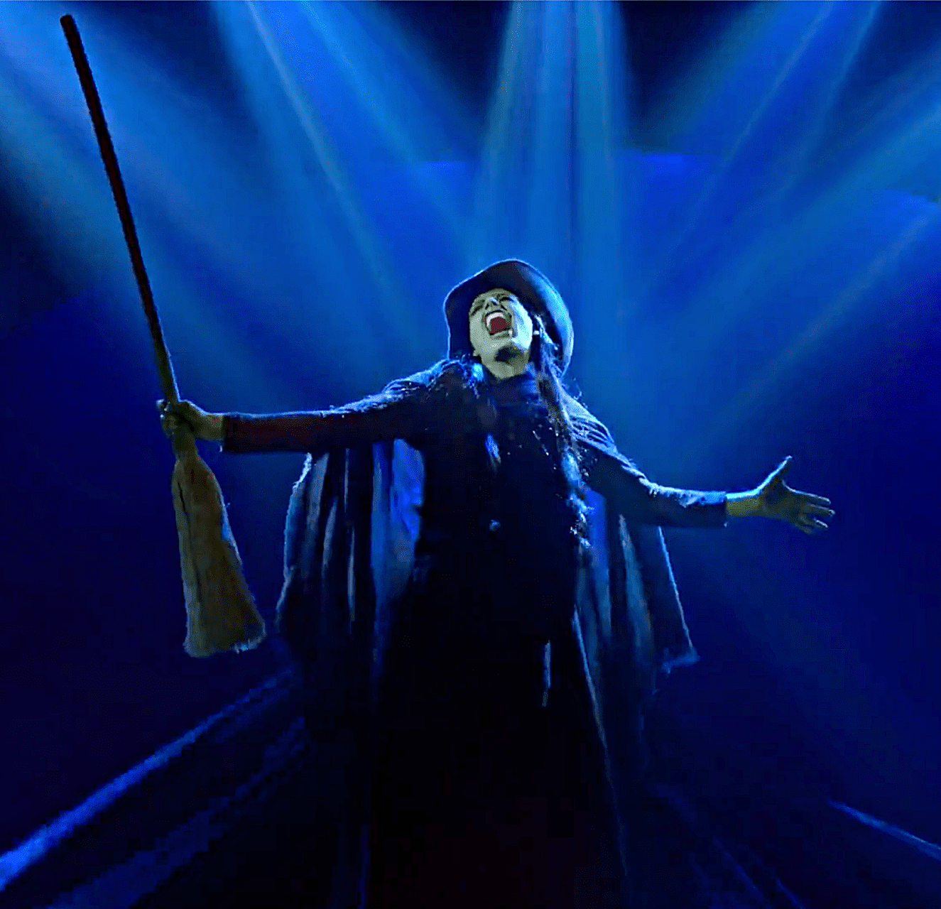 Wicked musical show witch solo performance